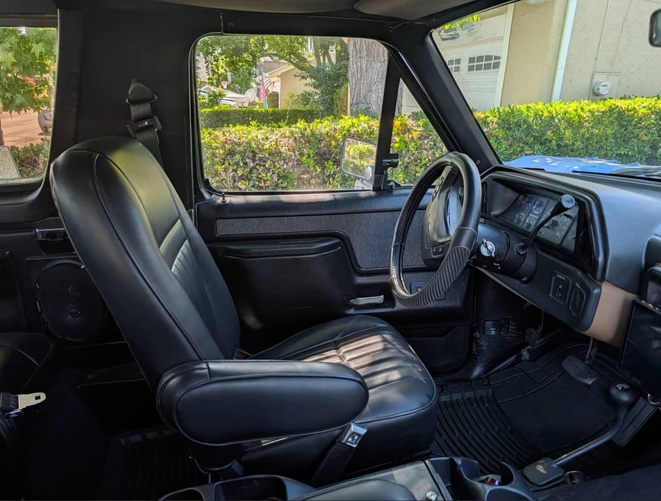 1990 Ford Bronco 4th Gen - Image 16 of 17