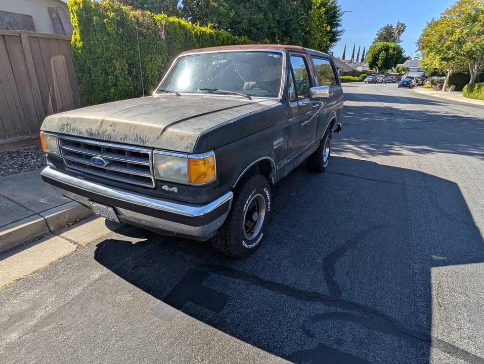1990 Ford Bronco 4th Gen - Image 2 of 17