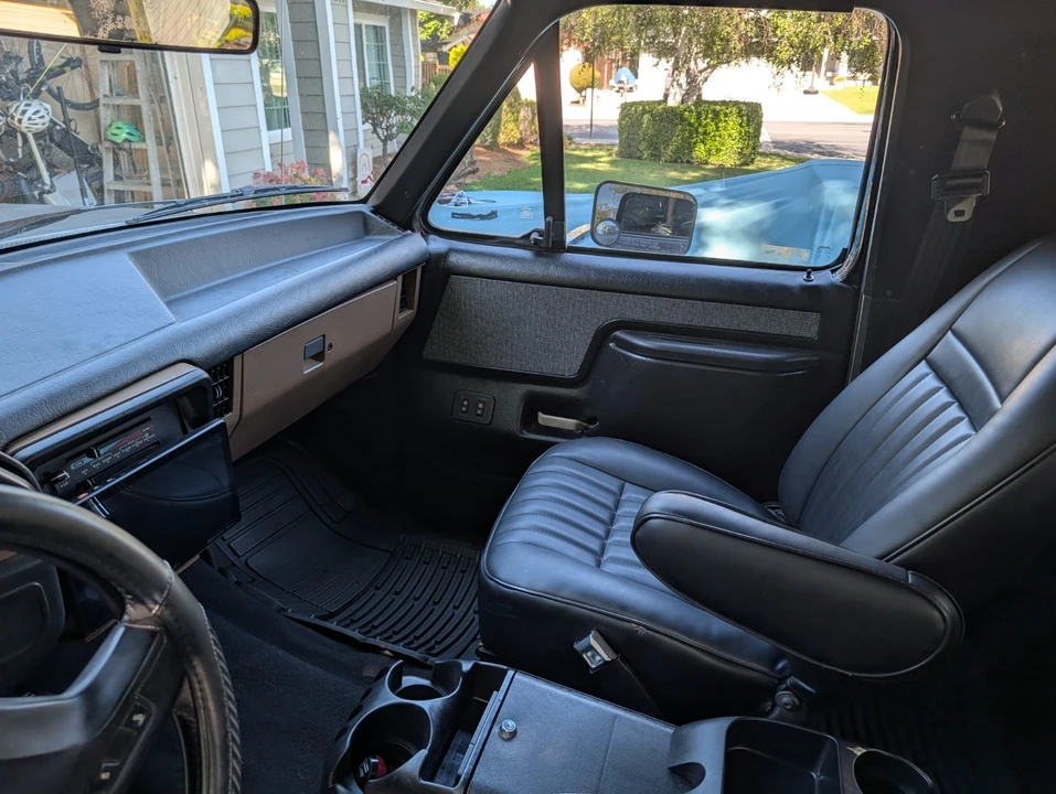 1990 Ford Bronco 4th Gen - Image 9 of 20