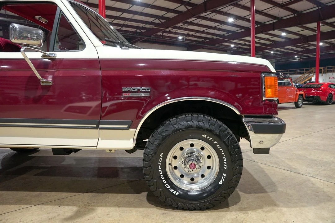 1990 Ford Bronco 4th Gen - Image 11 of 12