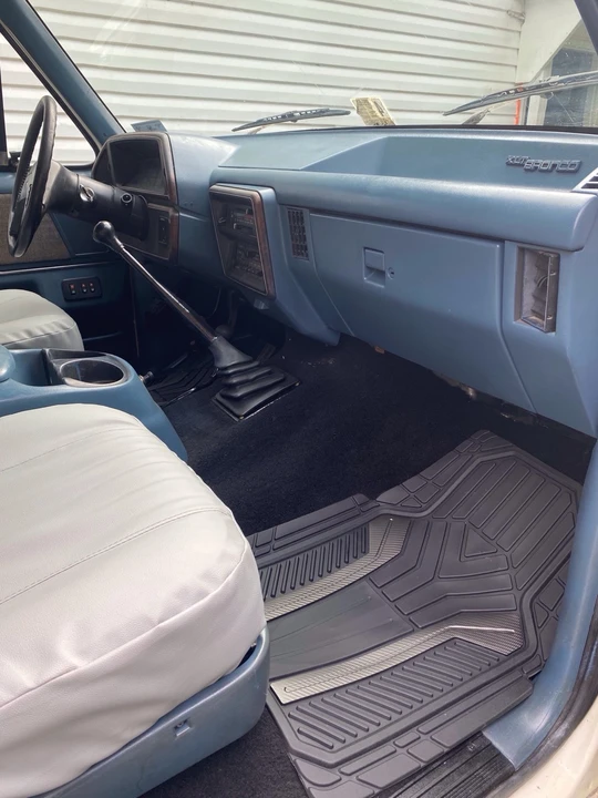 1990 Ford Bronco 4th Gen - Image 6 of 12