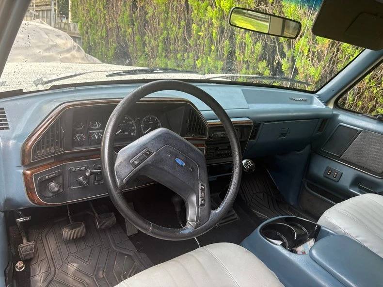 1990 Ford Bronco 4th Gen - Image 7 of 12