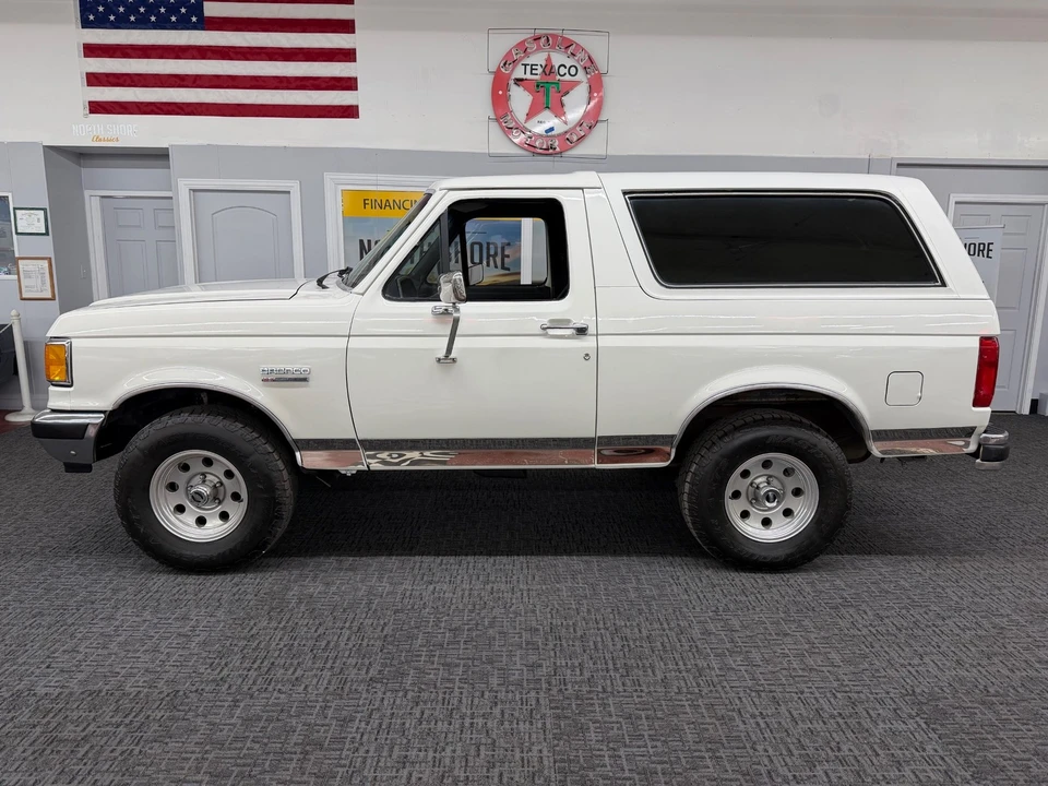 1990 Ford Bronco 4th Gen - Image 3 of 21