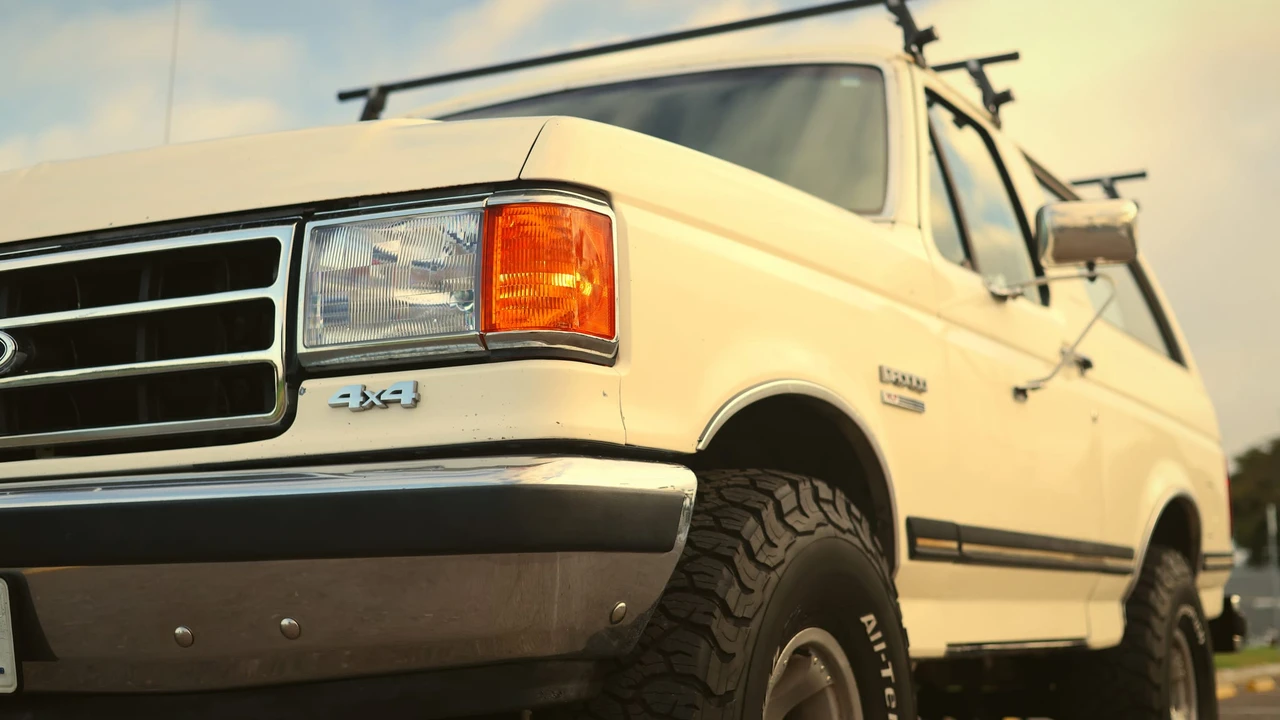 1990 Ford Bronco 4th Gen - Image 12 of 31