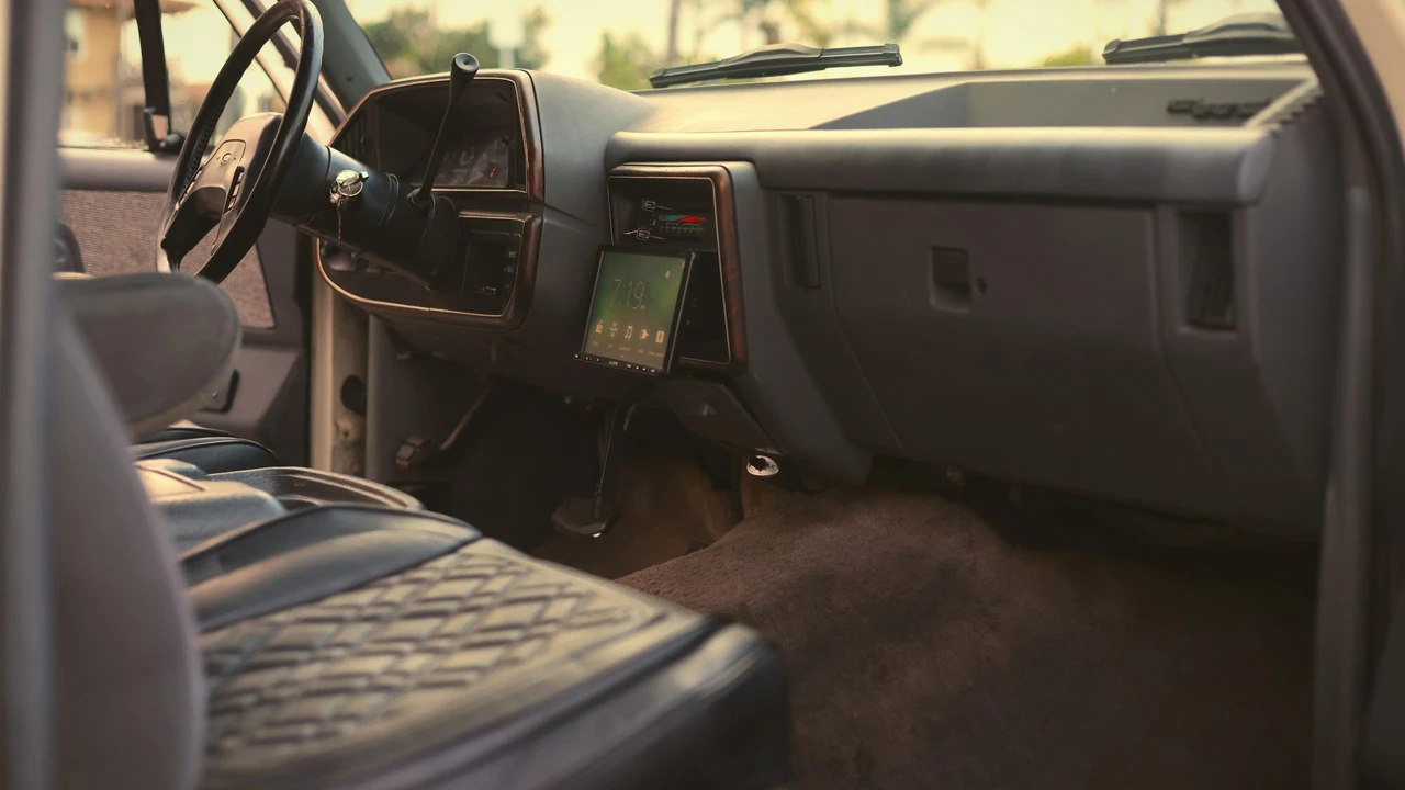 1990 Ford Bronco 4th Gen - Image 20 of 31