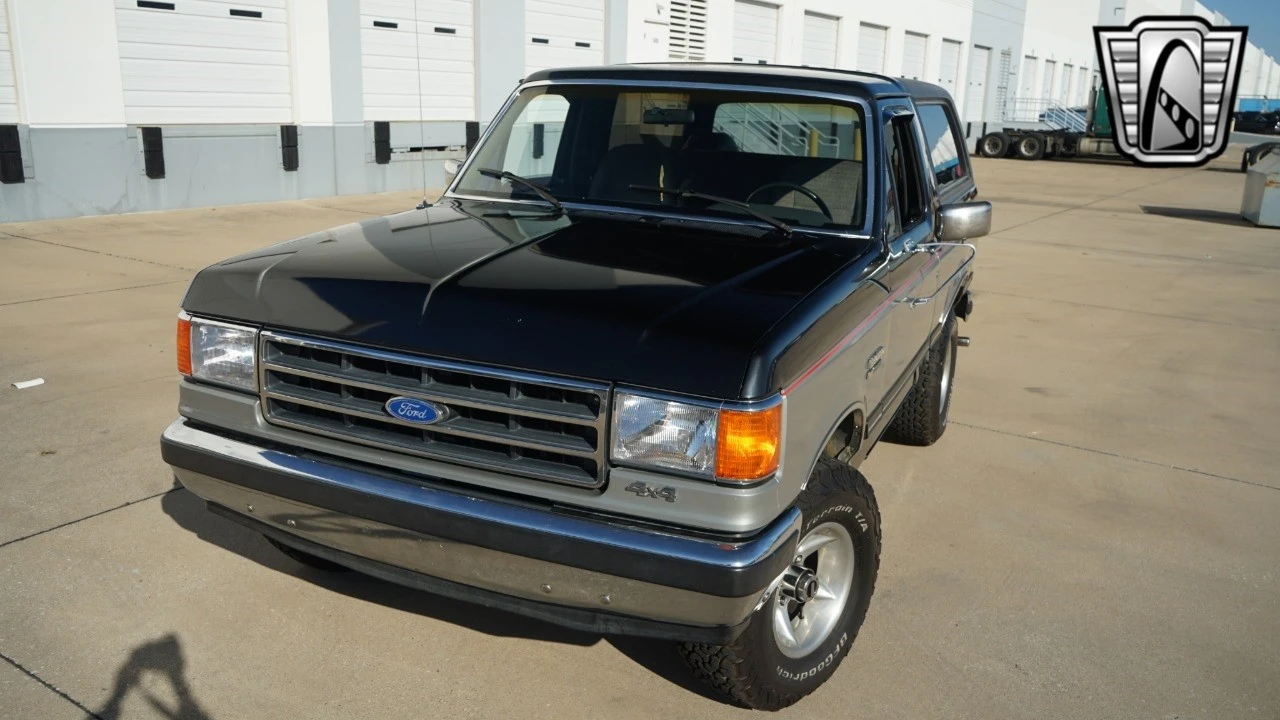 1990 Ford Bronco 4th Gen - Image 3 of 12