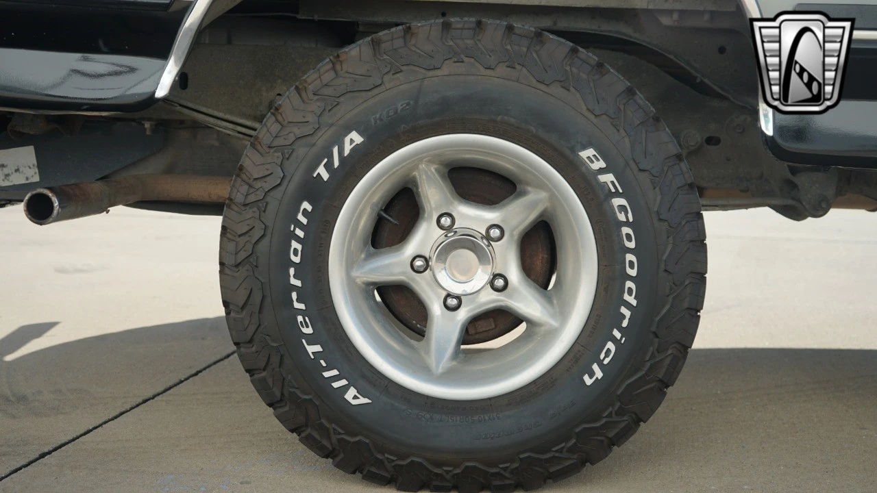 1990 Ford Bronco 4th Gen - Image 13 of 21