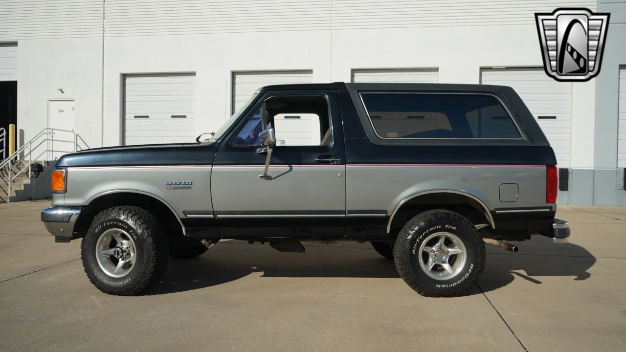 1990 Ford Bronco 4th Gen - Image 4 of 12