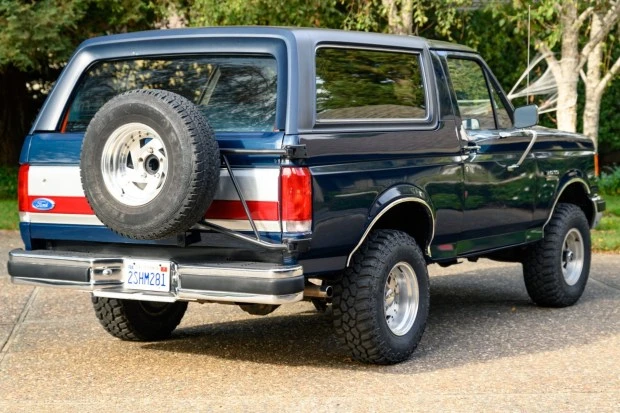 1990 Ford Bronco 5th Gen - Image 2 of 7