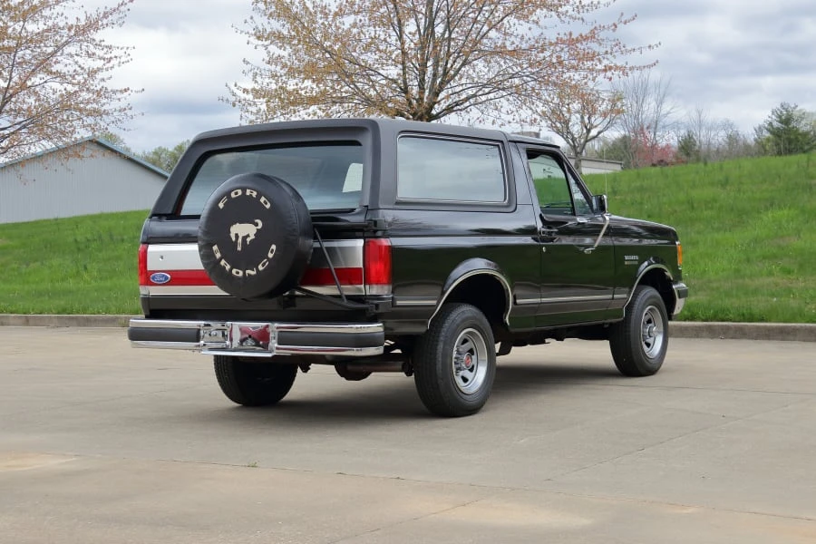 1990 Ford Bronco 4th Gen - Image 3 of 31