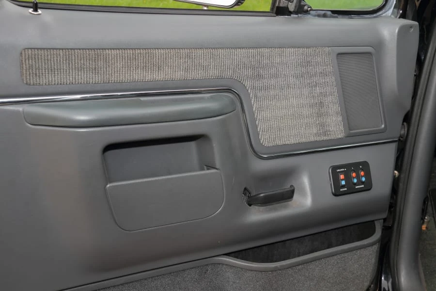 1990 Ford Bronco 4th Gen - Image 21 of 31