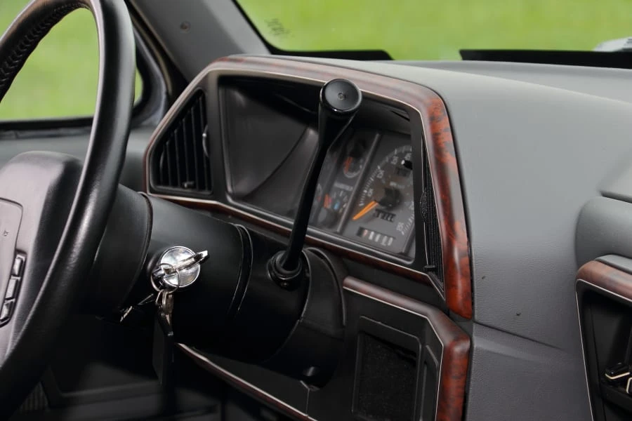 1990 Ford Bronco 4th Gen - Image 25 of 31