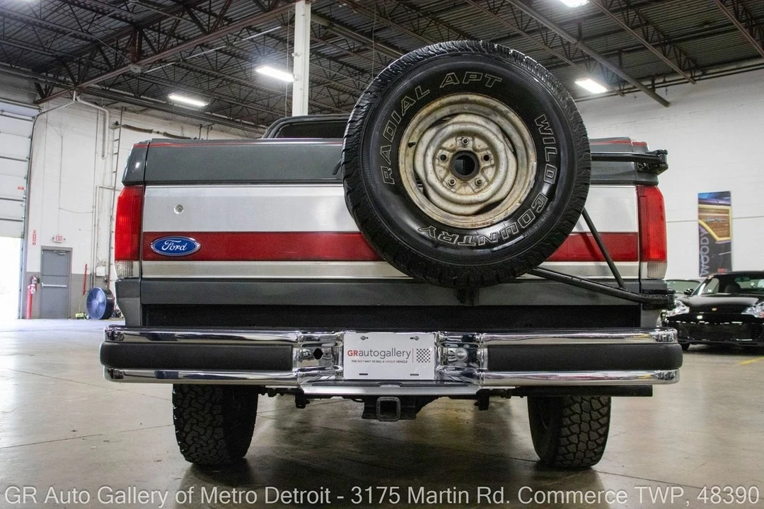 1990 Ford Bronco 5th Gen - Image 7 of 12