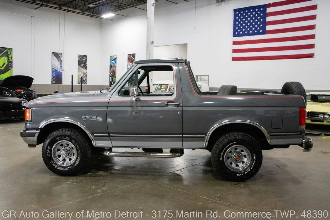 1990 Ford Bronco 4th Gen - Image 4 of 12
