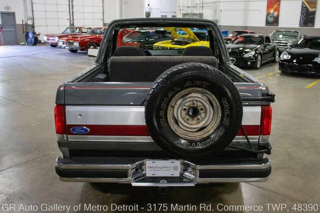 1990 Ford Bronco 5th Gen - Image 6 of 12