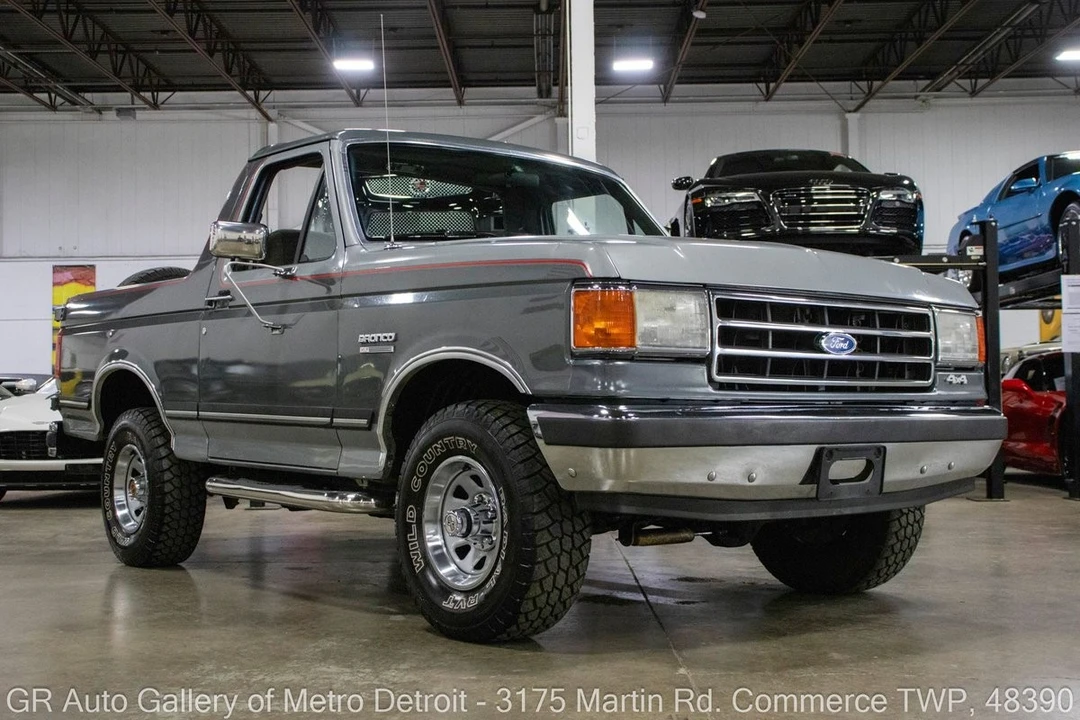 1990 Ford Bronco 4th Gen - Image 11 of 12