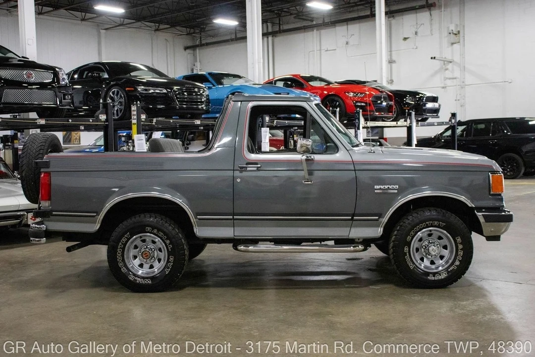 1990 Ford Bronco 5th Gen - Image 9 of 12
