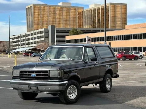 1990 Ford Bronco XLT 2dr SUV