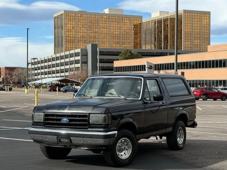 1990 Ford Bronco 4th Gen - Image 3 of 20