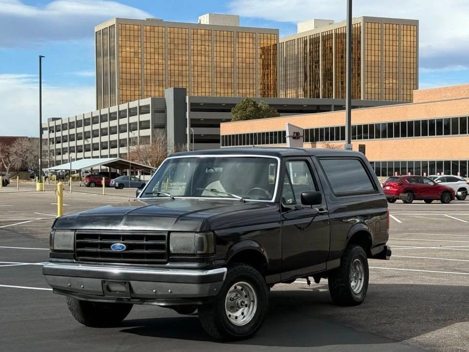 1990 Ford Bronco 4th Gen - Image 2 of 20