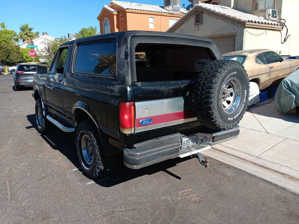 1990 Ford Bronco 4th Gen - Image 3 of 10