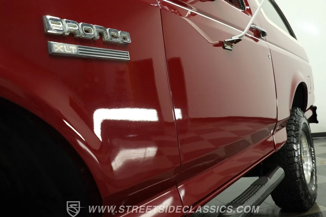 1990 Ford Bronco 4th Gen - Image 23 of 31