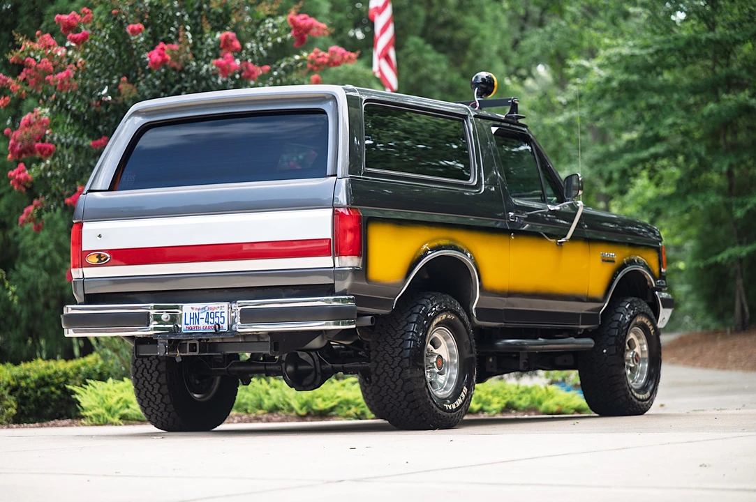 1990 Ford Bronco 4th Gen - Image 9 of 31