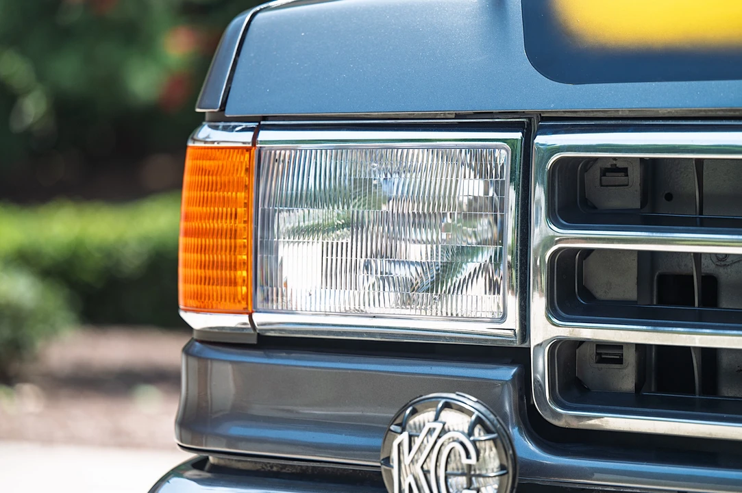 1990 Ford Bronco 4th Gen - Image 25 of 31