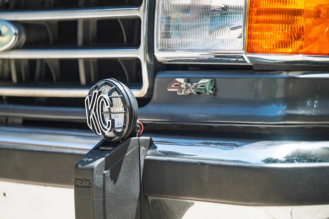 1990 Ford Bronco 4th Gen - Image 27 of 31
