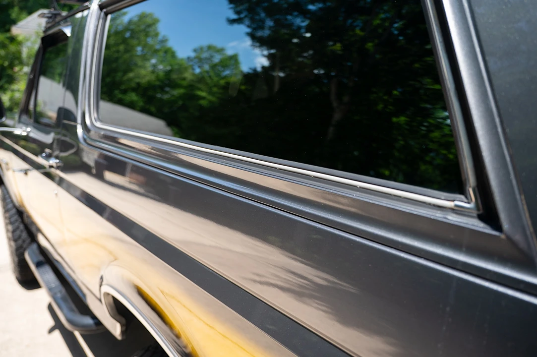 1990 Ford Bronco 4th Gen - Image 12 of 31