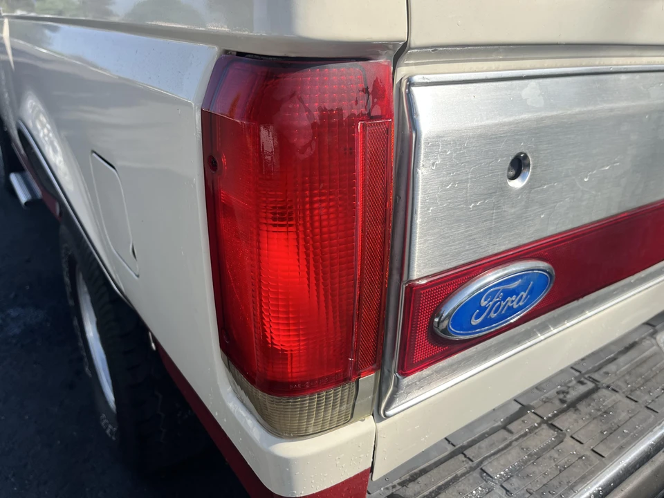 1990 Ford Bronco 4th Gen - Image 21 of 31