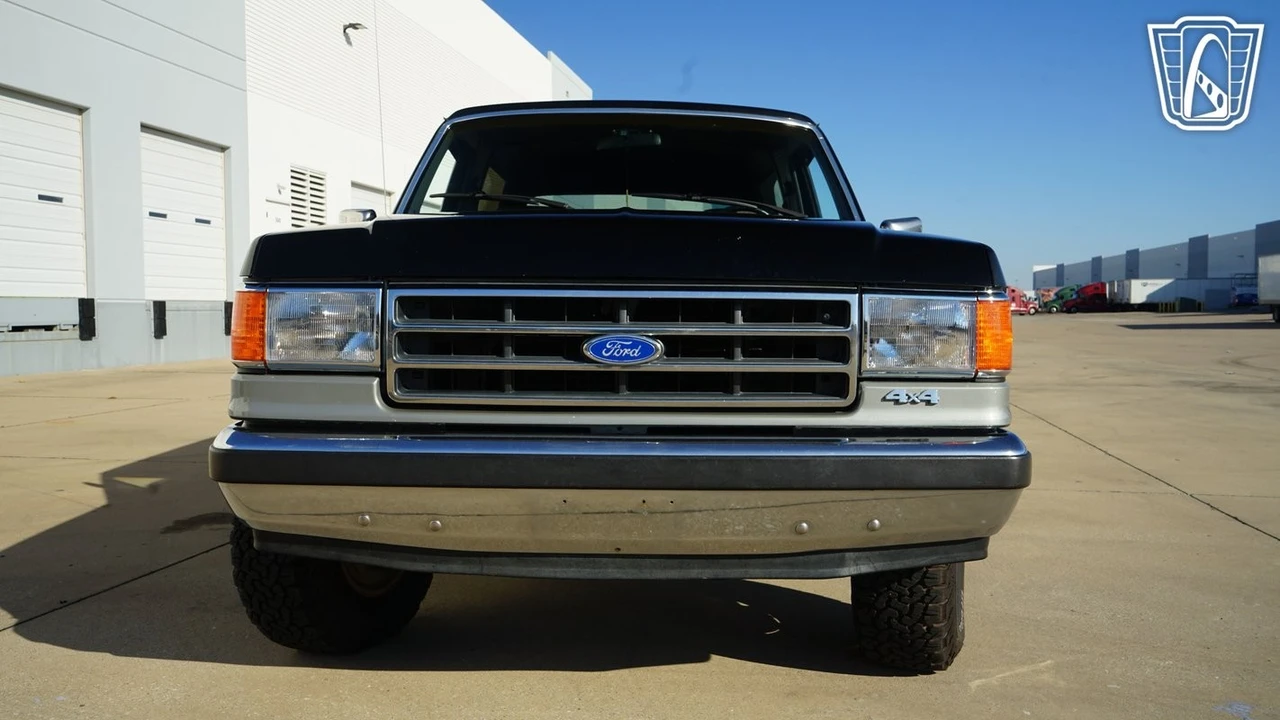 1990 Ford Bronco 4th Gen - Image 26 of 31