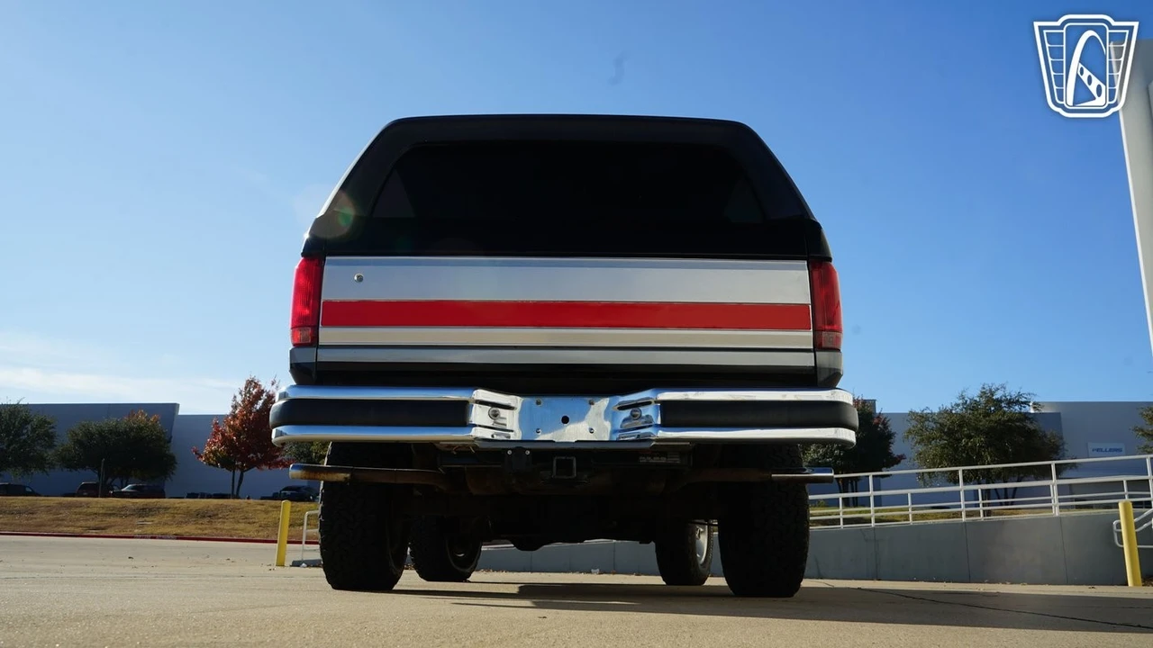 1990 Ford Bronco 4th Gen - Image 15 of 21