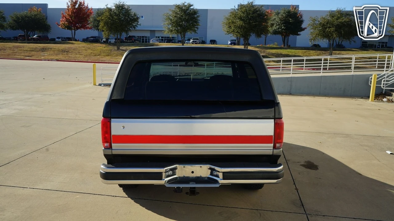1990 Ford Bronco 4th Gen - Image 13 of 31