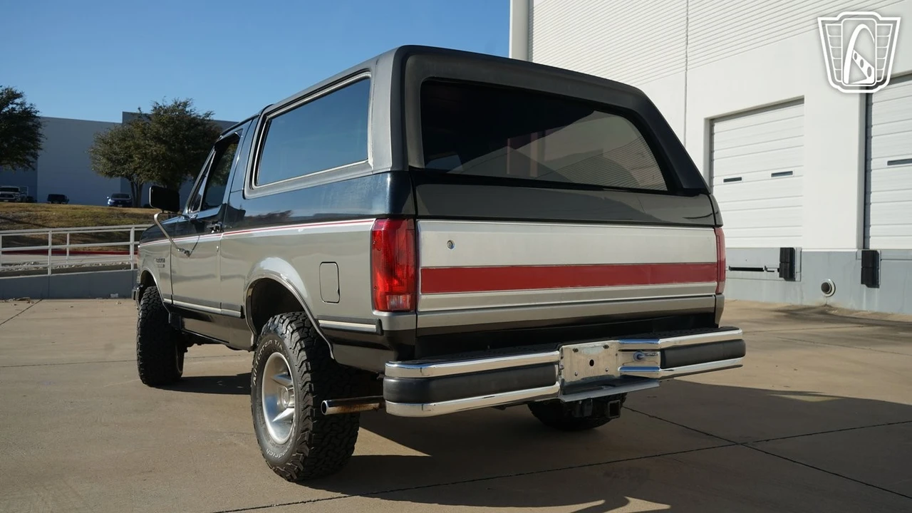 1990 Ford Bronco 4th Gen - Image 11 of 31