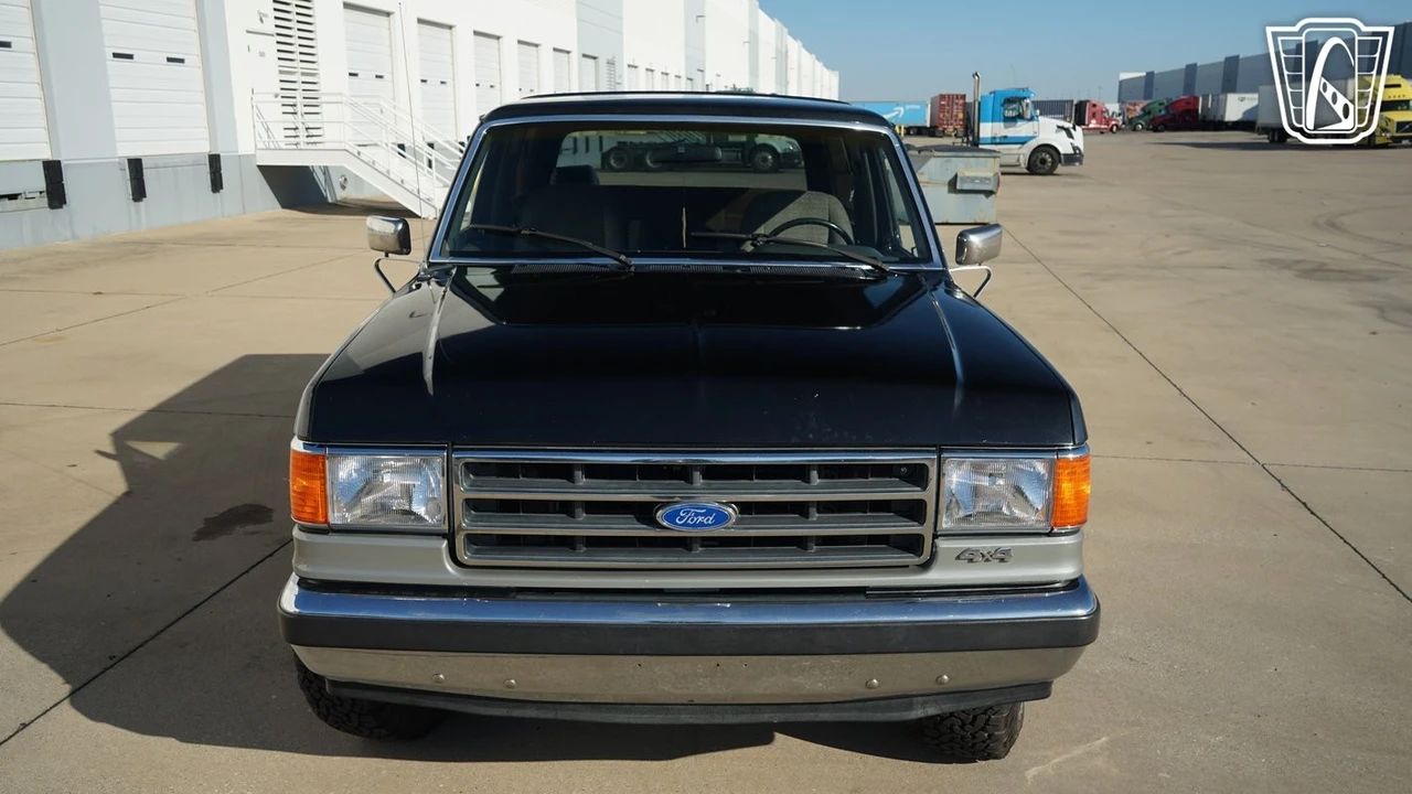 1990 Ford Bronco 4th Gen - Image 25 of 31