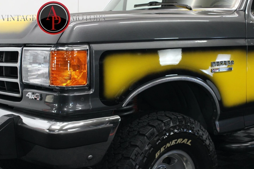 1990 Ford Bronco 4th Gen - Image 9 of 12