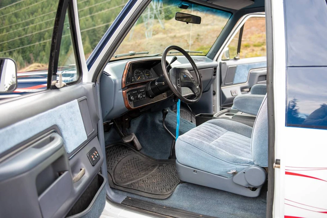 1990 Ford Bronco 4th Gen - Image 4 of 20