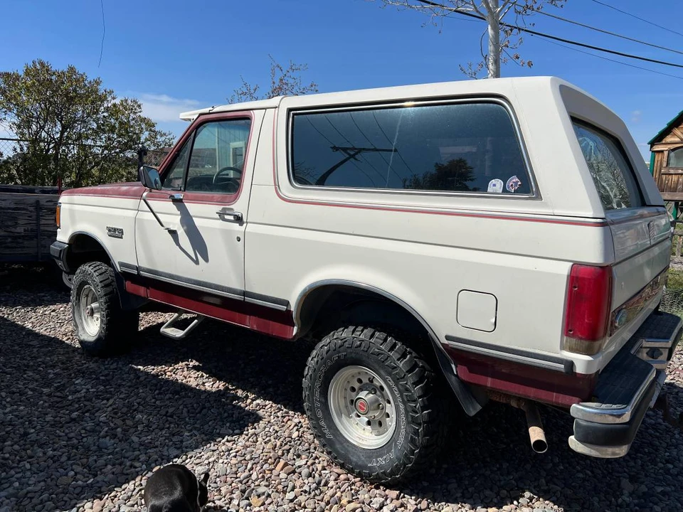 1990 Ford Bronco 4th Gen - Image 3 of 11