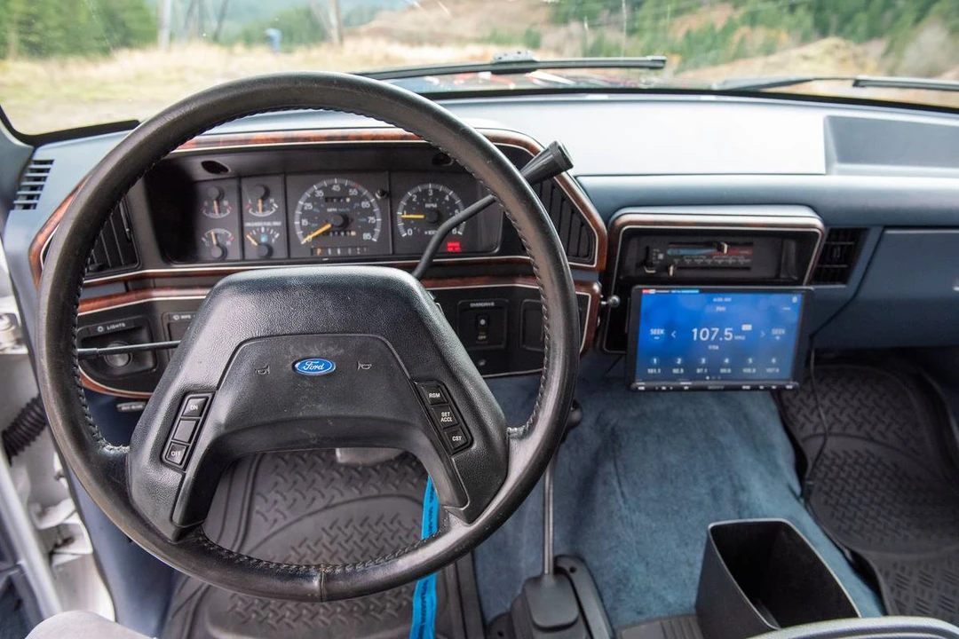 1990 Ford Bronco 4th Gen - Image 7 of 16