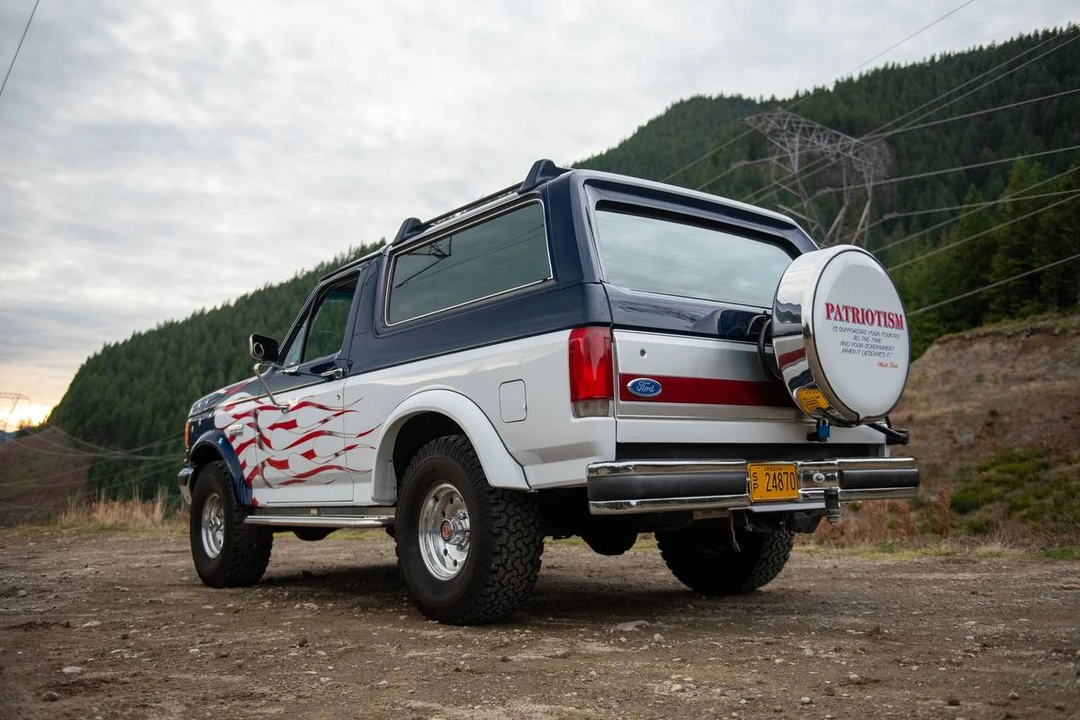 1990 Ford Bronco 4th Gen - Image 4 of 16