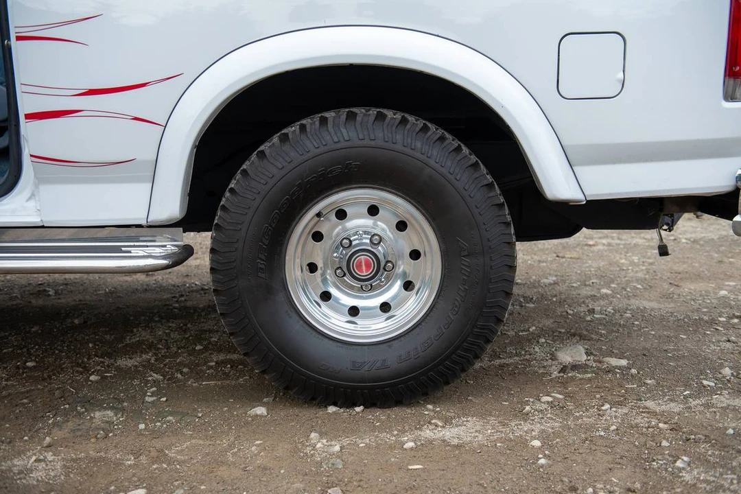 1990 Ford Bronco 4th Gen - Image 16 of 20