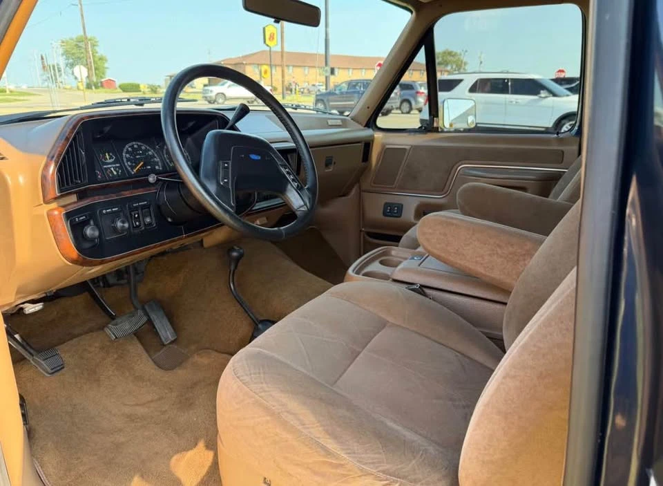 1990 Ford Bronco 4th Gen - Image 4 of 5