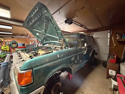 1990 Ford Bronco XLT