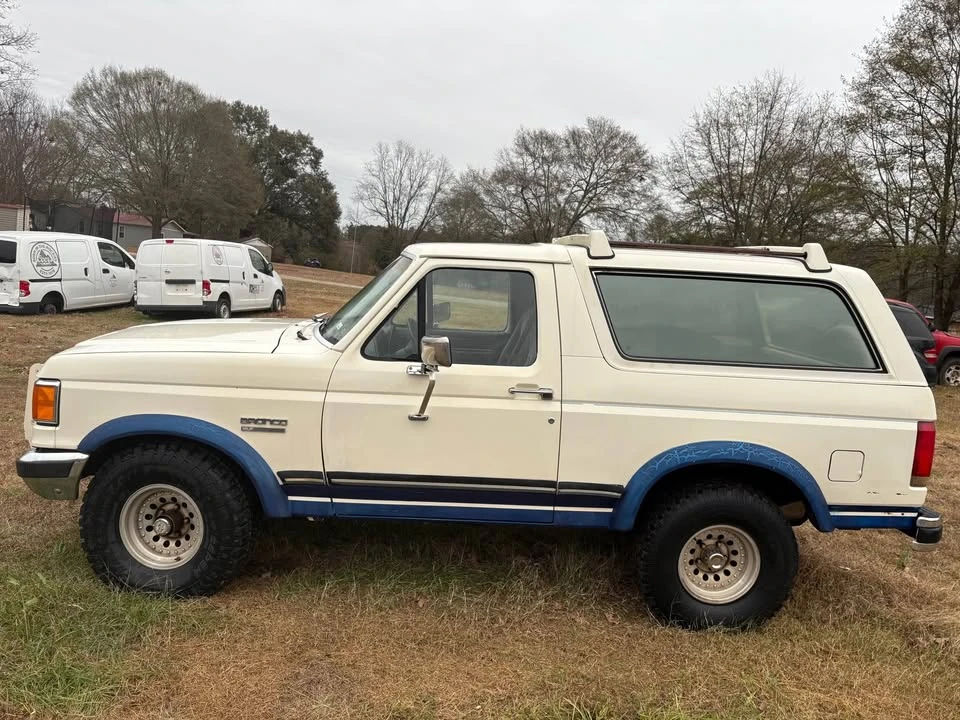 1990 Ford Bronco 4th Gen - Image 3 of 12