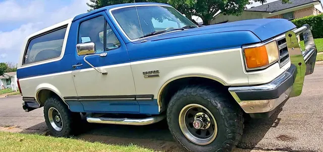 1990 Ford Bronco XLT
