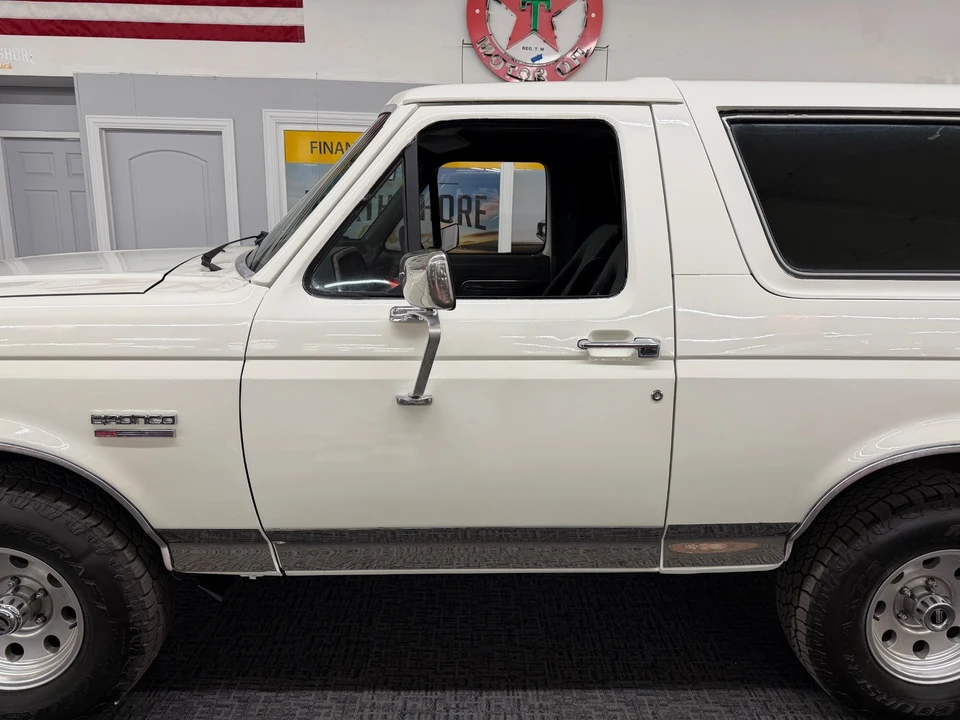 1990 Ford Bronco 4th Gen - Image 5 of 31