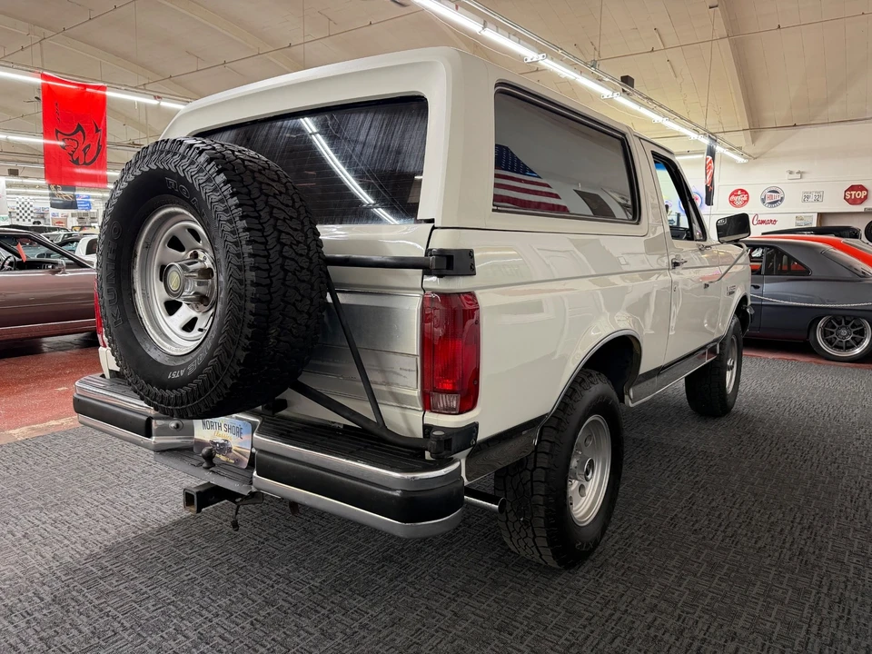1990 Ford Bronco 4th Gen - Image 13 of 31