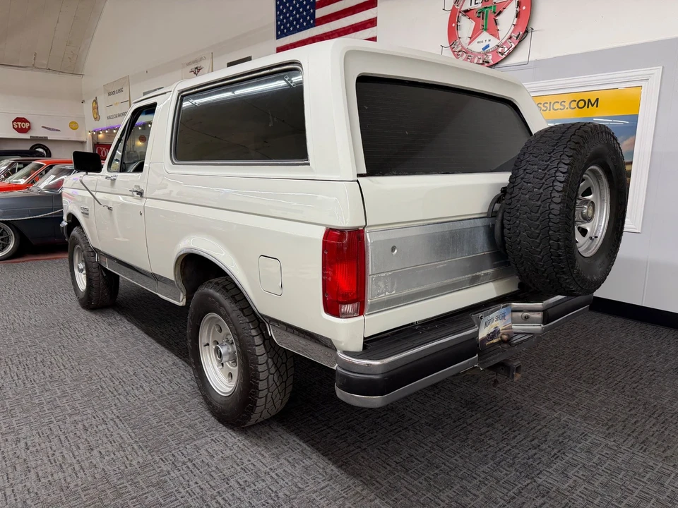 1990 Ford Bronco 4th Gen - Image 9 of 21
