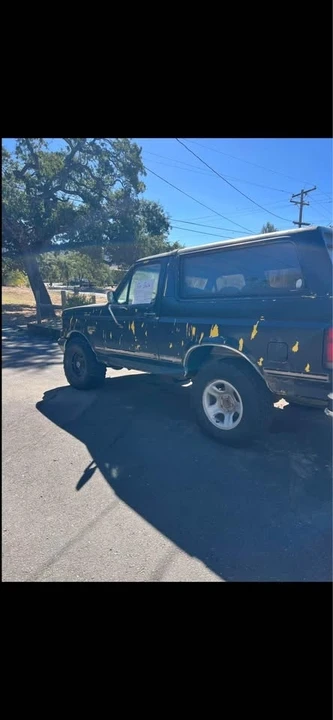 1990 Ford Bronco 4th Gen - Image 2 of 10